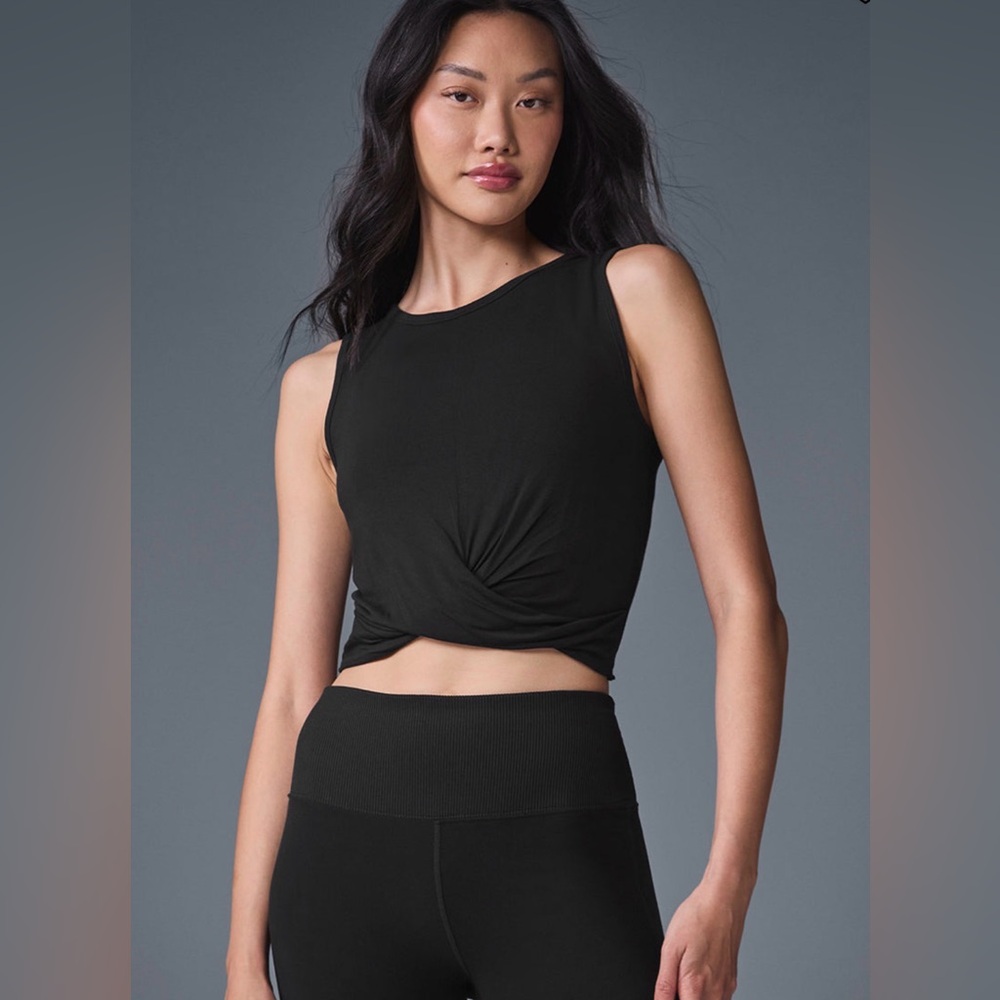 ALO Black Knot front tank. Size Med